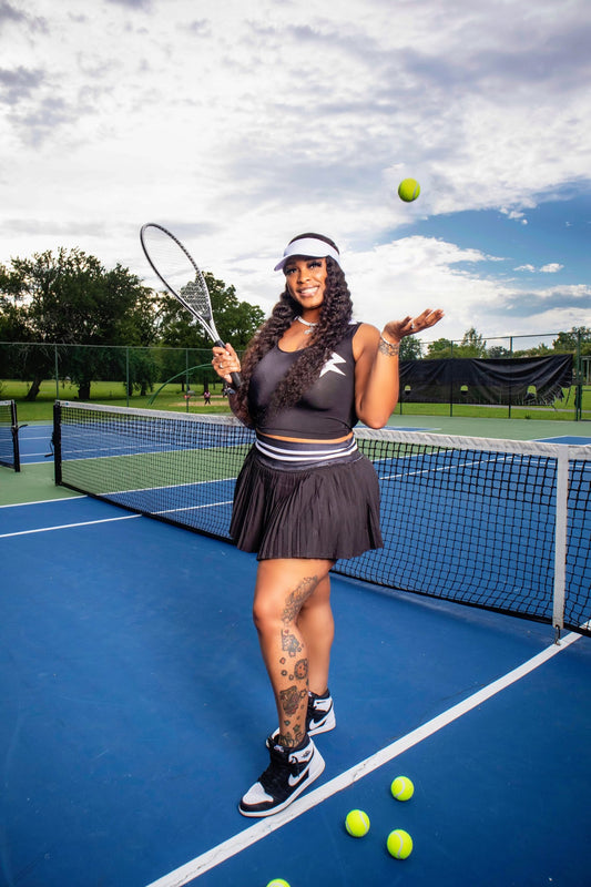 Streetwear Tennis Skirt Set – Pleated Mini Skirt, Crop Top, Visor & Socks (2Piece Set)(CURVE) BLACK